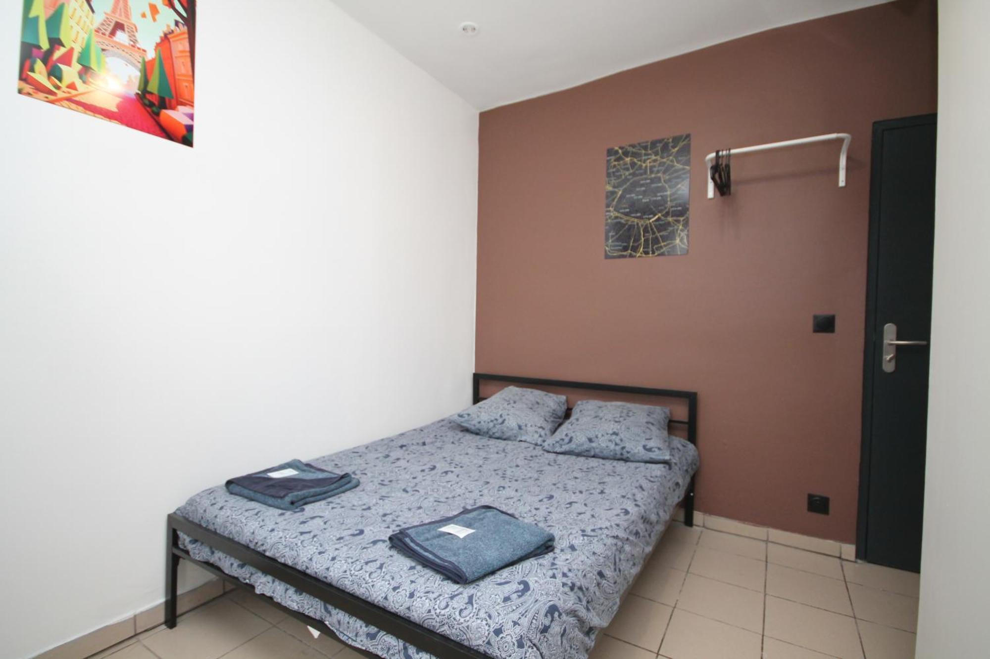08 - Chambre Proche Paris Et Transports Avec Tv Wifi Saint-Denis  Exteriör bild
